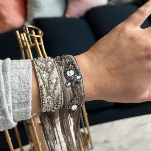 Fabric and jewels bracelets